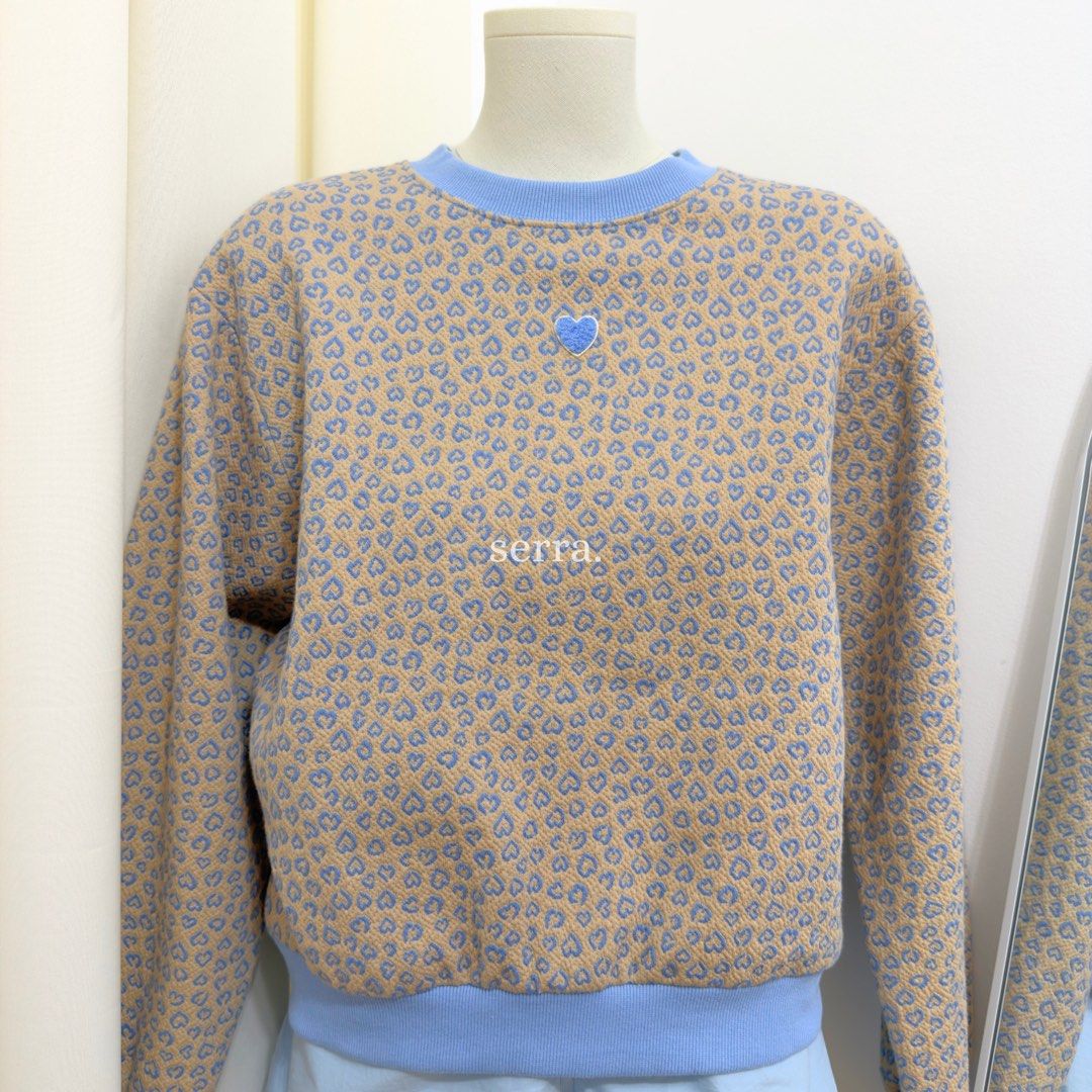 Cute Heart Pullover Jacket Top (Category: Longsleeves) located in Subic. Submitted by serra. (Listing ID 1469956815, Image 3). Description: 🎀Size: S-M 🎀Washed and ready to wear! 📍Subic, Zambales 💵Payment first via Gcash 📦Shipping nationwide via J&T.