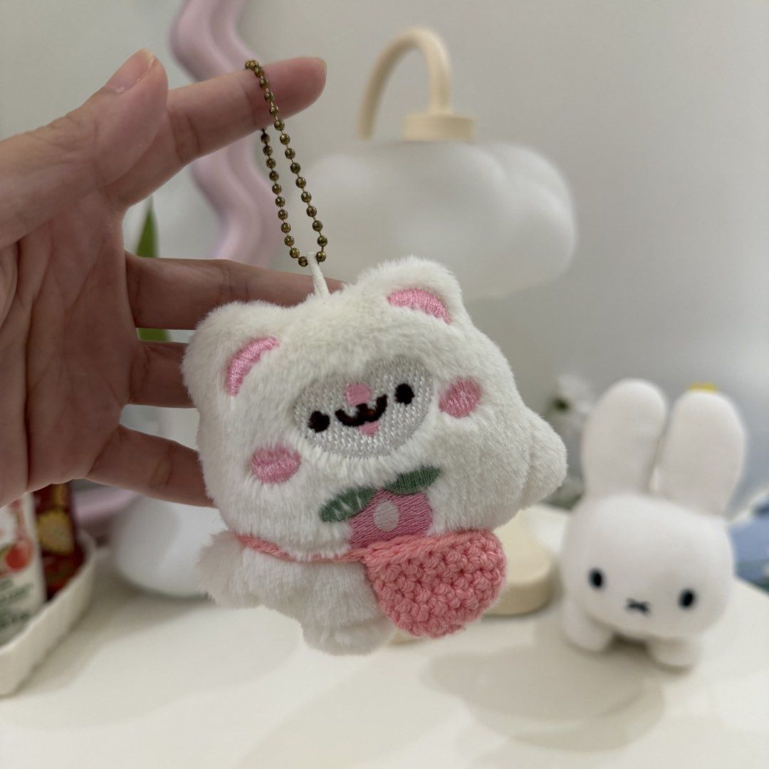 Cute Peach Character Plush Charm (Category: Plushies & Soft Toys) located in San Pedro. Submitted by jellybean.co (Listing ID 1470030575, Image 3). Description: .