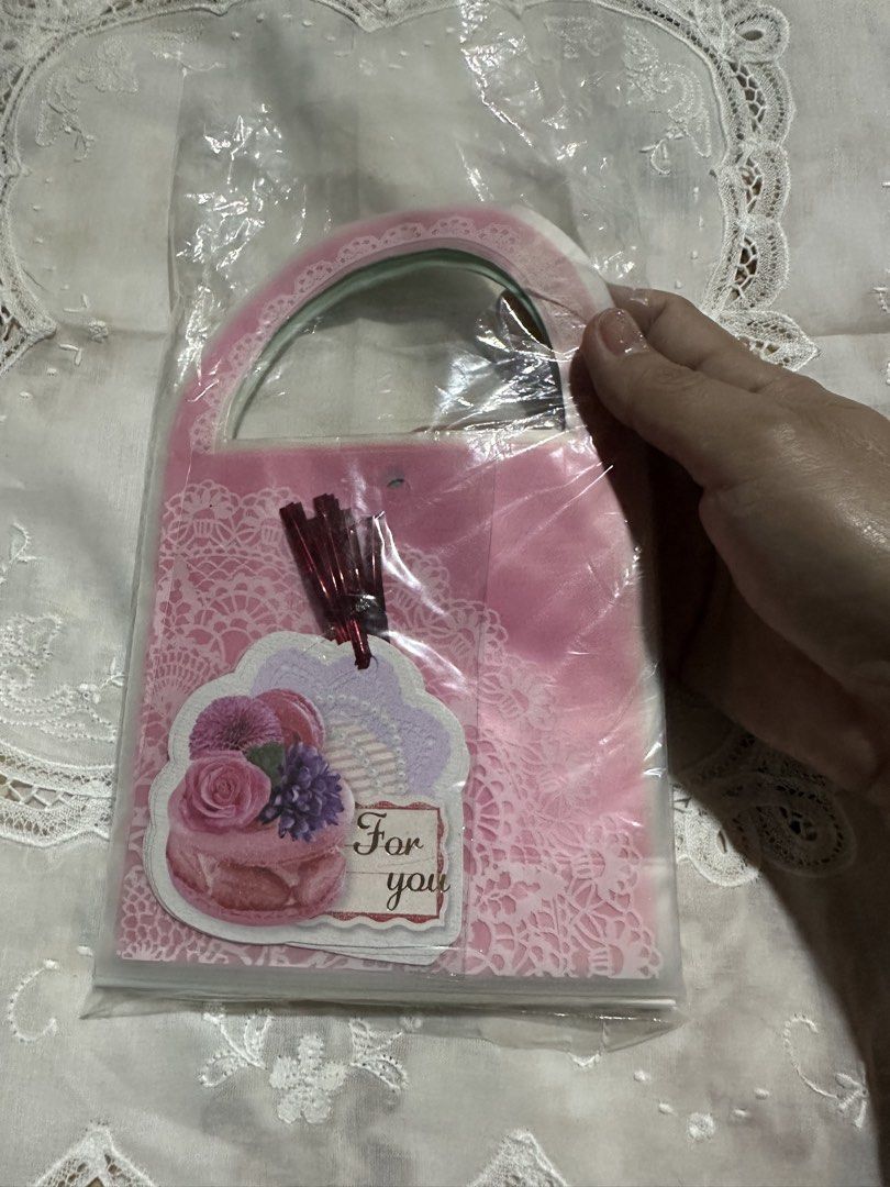 Daiso Lace Gift Bag with Tag (Category: Occasions & Party Supplies) located in Davao. Submitted by favoritepreloved (Listing ID 1470123353, Image 3). Description: .