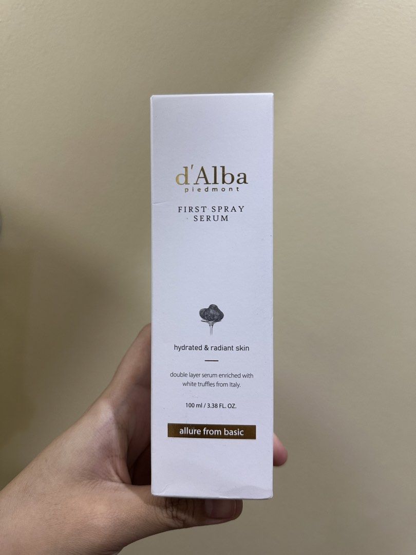 d'Alba Piedmont First Spray Serum 100ml (Category: Face Care) located in Quezon City. Submitted by kbeautyfinds (Listing ID 1470114382, Image 1). Description: - Brand: d'Alba Piedmont First Spray Serum - Size: 100ml - Condition: Brand new, unopened box with factory seal intact - Key Ingredients: Infused with Italian white truffles - Formula: Double-layer serum and oil for deep hydration and radiant glow - Expiry Date: August 13, 2029 (20290813) -