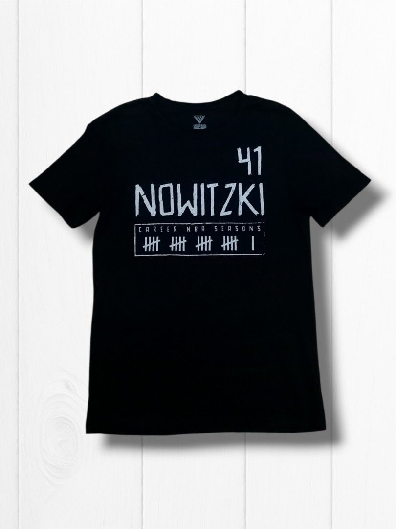 Dallas Mavericks Black Tshirt I Tee (Category: Tshirts & Polo Shirts ) located in Aguinaldo. Submitted by ukayandthrift (Listing ID 1470006367, Image 2). Description: .
