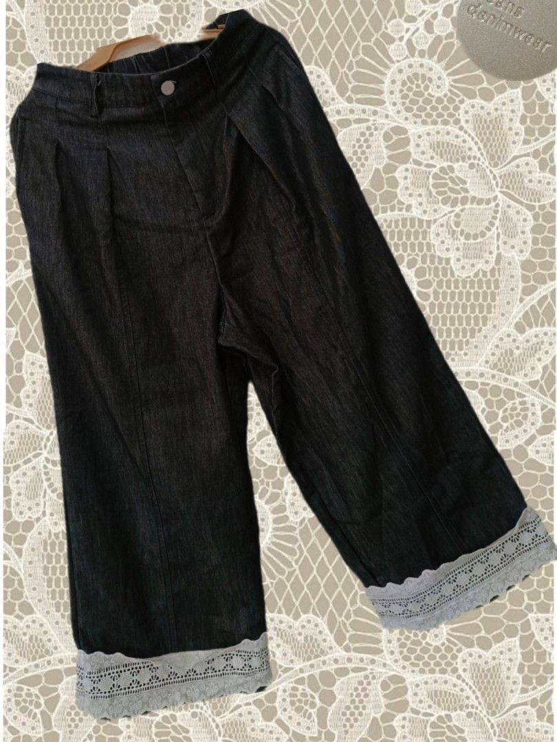 Dark denim culottes with white lace hem (Category: Shorts) located in Manila. Submitted by elyseva.356 (Listing ID 1469797107, Image 1). Description: Selling my pre-loved Wide leg crop dark denim culottes Perfect for petite girls who like baggy pants Waist is Elastic/adjustable at the back with front button closure Waist Size: Fit for 23-25 inch Length: 33 inch RFS: Stocked Pm me if you're interested! Feel free to message me for more details..