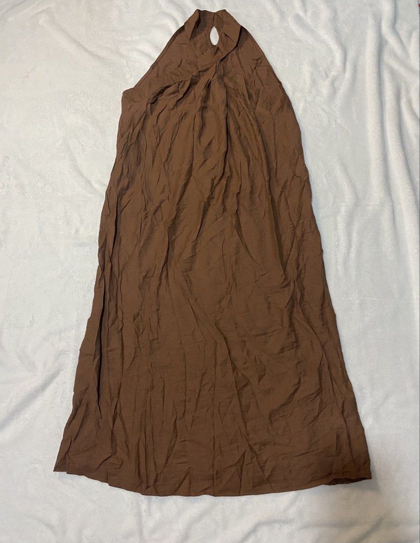 Dazy Dress (Category: Dresses) located in Pasig City. Submitted by queensclothing (Listing ID 1470002542, Image 2). Description: Linen tila ganda actual.