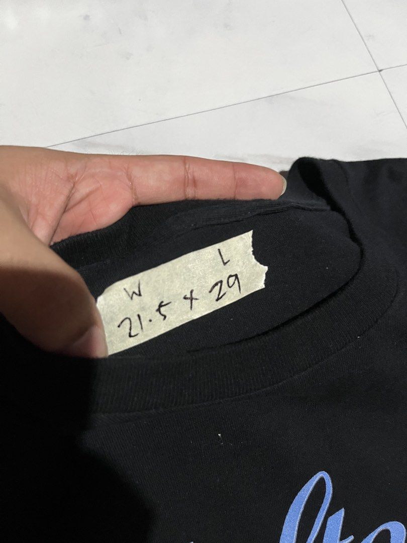 Deftones Band Graphic Tee Black Shirt (Category: Tshirts & Polo Shirts ) located in Cavite. Submitted by christianzuuu (Listing ID 1469958648, Image 3). Description: - Issue: Cut Tag - Item: Deftones Band T-Shirt - Color: Black (Plain back) - Design: Front graphic print - Fit/Size: 21.5 inches width x 29 inches length - Material: Clean cotton, crew neck, short sleeves.