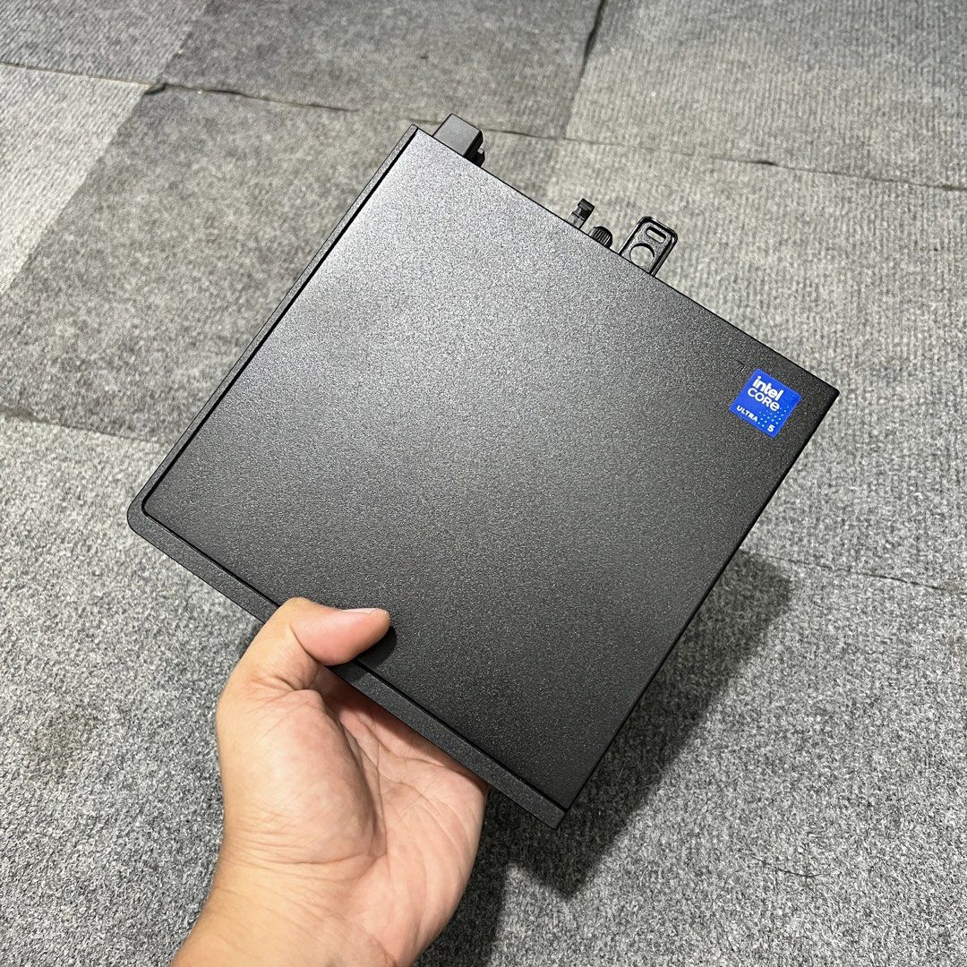 DELL PRO ULTRA 5 MINI PC LATEST (Category: Desktops) located in Quezon City. Submitted by markdonayre (Listing ID 1469953837, Image 3). Description: FOR SALE PO SA MGA NAG HAHANAP NG MODELONG MINI PC NAKA ULTRA SERIES NA! No issue good as new papo no box lang Perfect pang work from home setup matipid sa kuryente and di takaw sa space. ————————————————————————- QUICK SPECS: ✅ INTEL CORE ULTRA 5 235T 5.0GHZ (boost)(14c/14t) ✅ INTEL (R)GRAPHICS ✅AI 