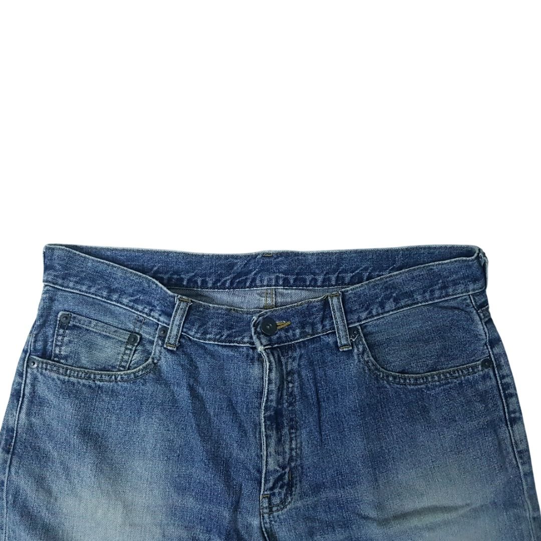 Denim jorts 6 (Category: Shorts) located in Cebu City. Submitted by dwightmendozasr (Listing ID 1470086134, Image 2). Description: Denim jorts 6 Best fit 33 - 35 W- 34.0 L - 19.0 Knee opening - 19.0 ~minor signs of usage which are normal for preloved items Php 250.00 + shipping fee CODE: PP6.