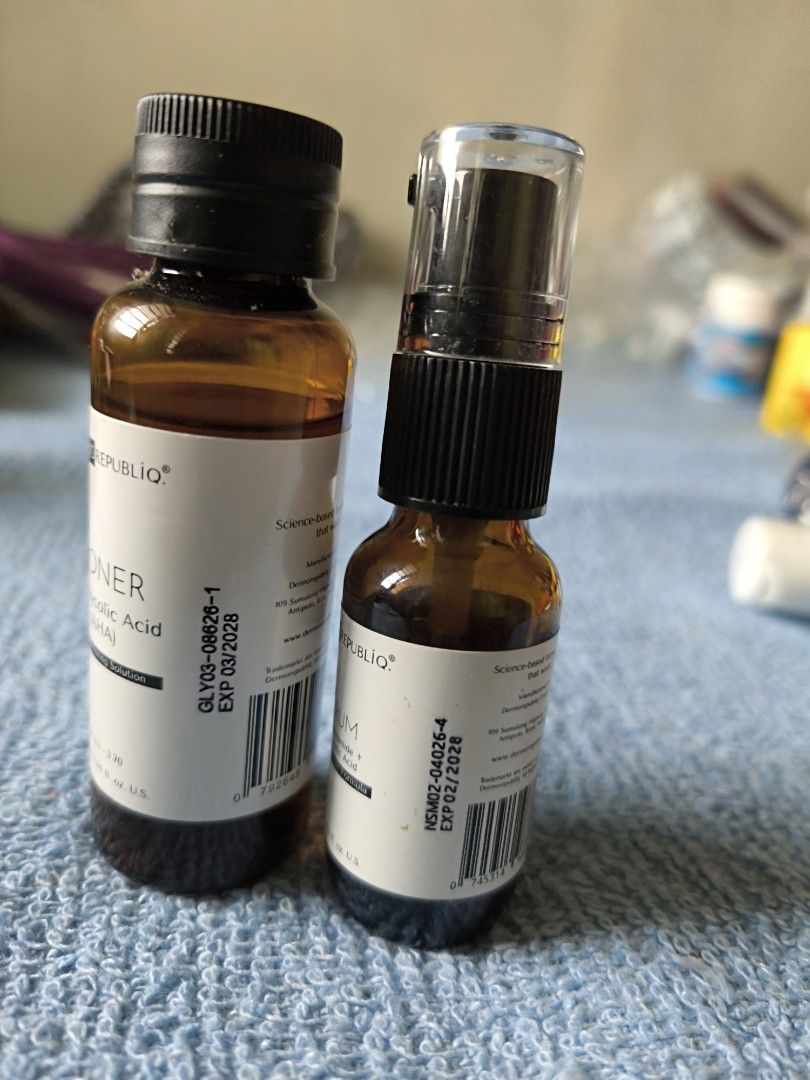 Dermorepubliq Toner and Serum Set (Category: Face Care) located in Legazpi City. Submitted by maryyy08 (Listing ID 1469969992, Image 2). Description: Dermo Republiq Skincare Bundle including 50ml 7% Glycolic Acid Toner and 15ml 5% Niacinamide + Hyaluronic Acid Serum. Authentic, gently used items in amber glass bottles. Perfect for daily exfoliation and hydration..