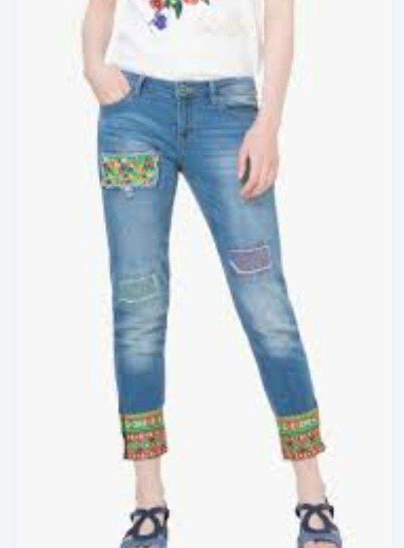 Desigual Capri Pants (Category: Jeans) located in Paranaque City. Submitted by calm_youngstore7 (Listing ID 1469965677, Image 1). Description: Desigual capri denims with embroidery embellishments Made in Spain Waistline 14' flatlay .
