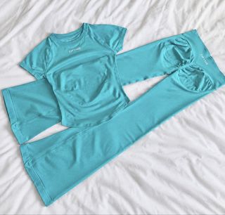 (Category: ) located in . Submitted by glossywife (Listing ID 1470123853, Image 1). Description: .