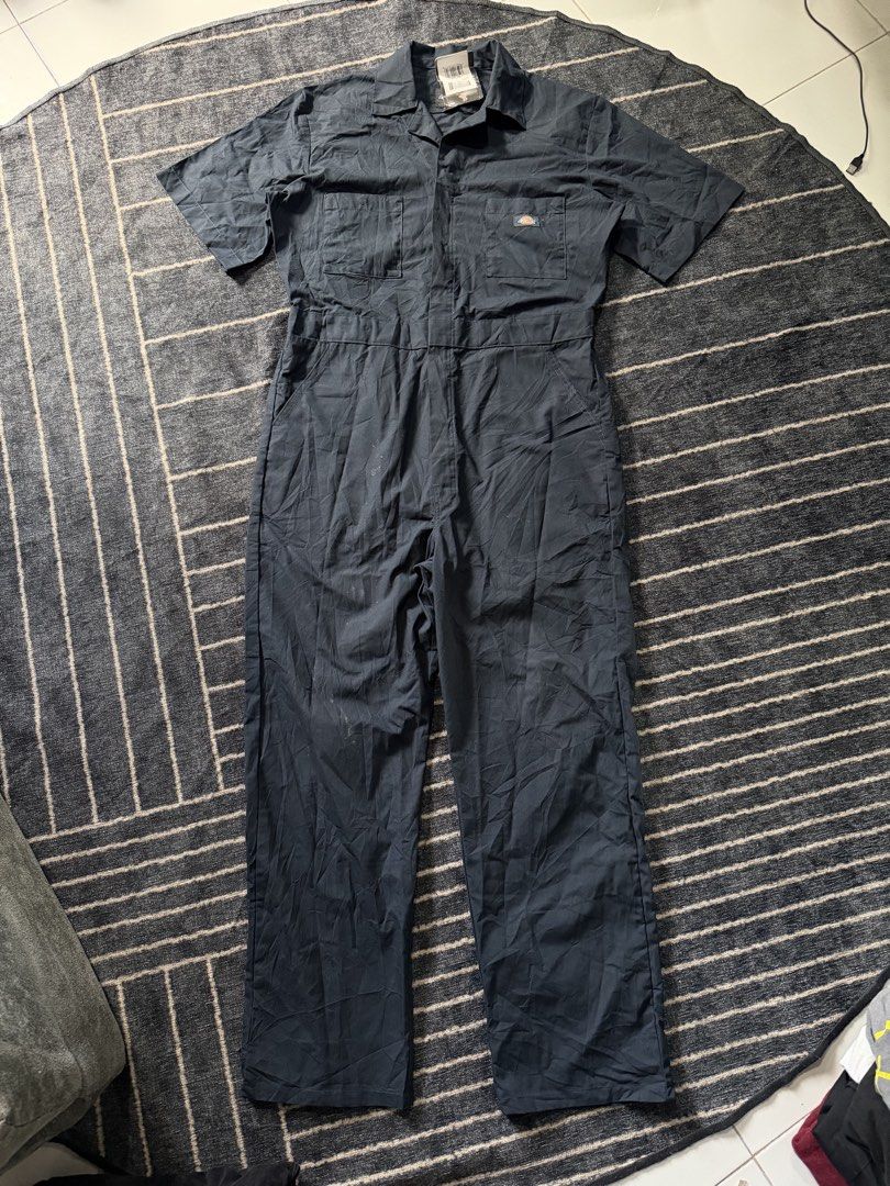 Dickies coverall short sleeve with hangtag (Category: Coats, Jackets and Outerwear) located in Batangas. Submitted by robertlopezigaya (Listing ID 1469982769, Image 1). Description: Dickies coverall short sleeve with hangtags Size M No issue Excellent.