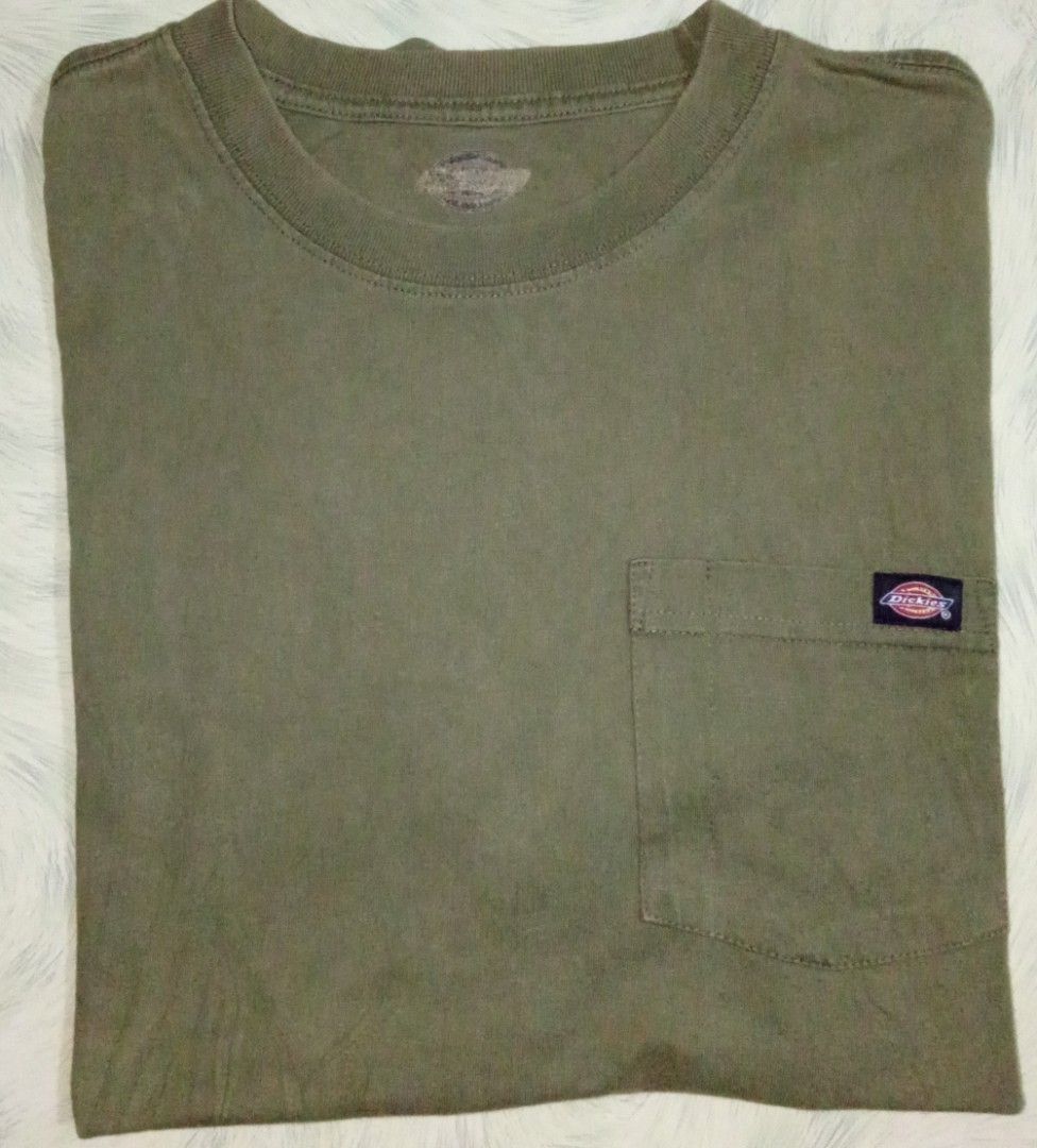 Dickies Pocket tee (Category: Tshirts & Polo Shirts ) located in Manila. Submitted by oddhorse_38124c (Listing ID 1470080292, Image 1). Description: as new condition no issue 10 color rate dimes 22x29.