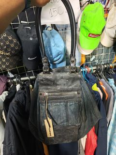 (Category: ) located in . Submitted by jaysthrift (Listing ID 1470027424, Image 1). Description: .