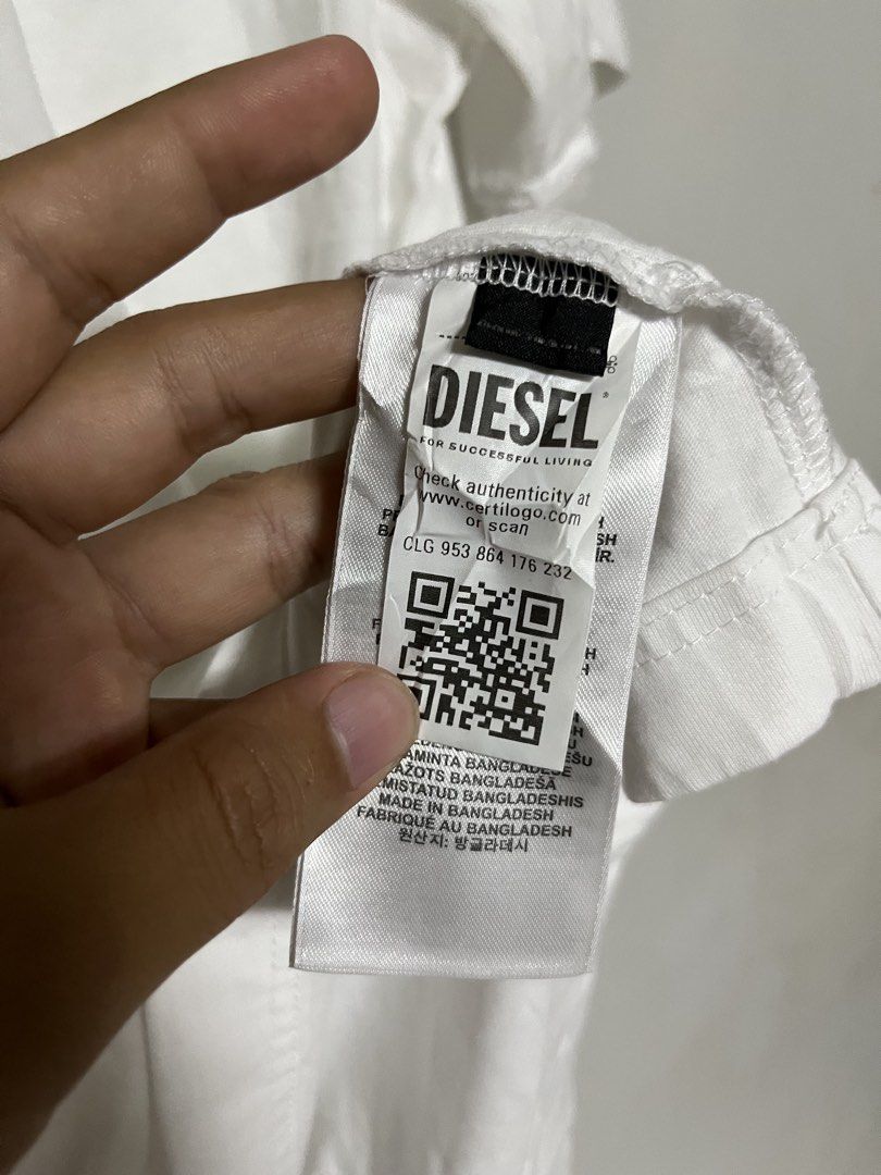 Diesel T-Just-L3 T-Shirt (Category: Tshirts & Polo Shirts ) located in Kabankalan. Submitted by zeich_thrift (Listing ID 1470092449, Image 3). Description: Diesel T-Just-L3 T-Shirt 21x28 Brand new condition No issue.