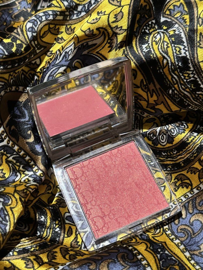 Dior Backstage Rosy Glow Blush 077 Candy (Category: Makeup) located in Manila. Submitted by msjanica (Listing ID 1470036588, Image 2). Description: - lightly used condition. - 100% guaranteed authentic; - no box | used about 5x only. rfs: not into shimmery blush. 📍Location: Pandacan, Manila. — can ship nationwide via j&t (shipping fee to be shoulder by the buyer).