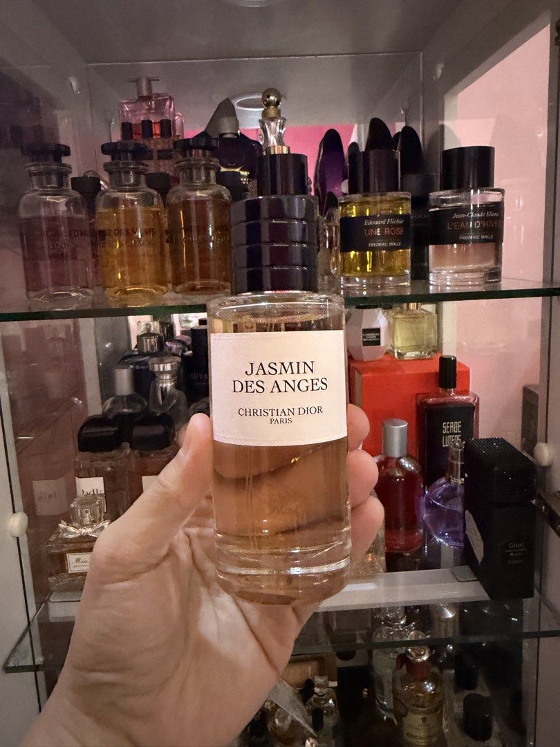 Dior Jasmin des Angez (Category: Fragrance & Deodorants) located in Mandaluyong City. Submitted by babsi26 (Listing ID 1470131631, Image 1). Description: authentic dior jasmin des anges bottle only fsm .