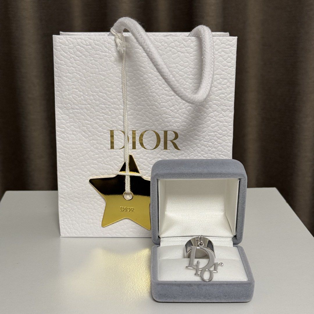 Dior ring (Category: Luxury Accessories) located in Quezon City. Submitted by hintstreet (Listing ID 1470095860, Image 2). Description: Dior ring accessory With paperbag Size 5 Pinky finger.