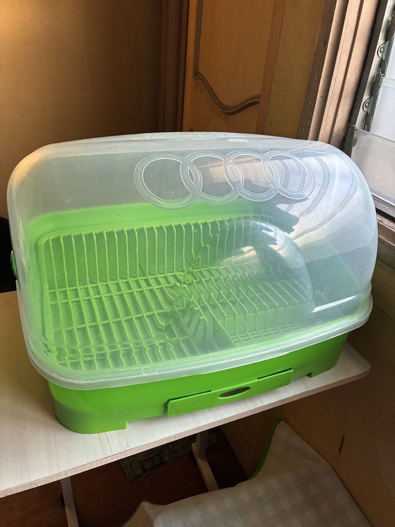 Dish drying rack with clear cover (Category: Food Organization & Storage) located in Quezon City. Submitted by jade_declutters (Listing ID 1470057764, Image 1). Description: - newly bought (used lightly and only when needed) - clean and ready to use rfs: extra dish drying rack, no longer needed.