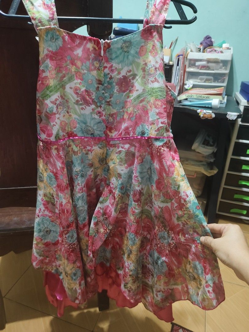 Disney Dress (Category: Babies & Kids Fashion) located in Bacoor. Submitted by annsarisaristore (Listing ID 1470002246, Image 2). Description: disney Fairies Dress size 12 ontag.