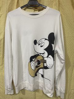 Disney Mickey Mouse Guitar White Sweatshirt, Men's Fashion, Coats ...
