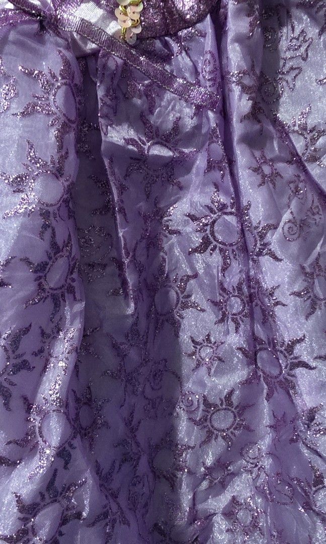 Disney Rapunzel 4-6 y/o (Category: Babies & Kids Fashion) located in Pasig City. Submitted by dolliesandpastels (Listing ID 1470105427, Image 2). Description: Like new 4-6 y/old Brand: Jakks Pacific x Disney With free hat.