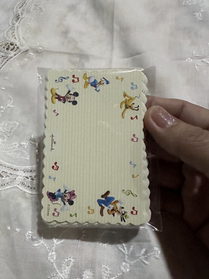 Disney-themed mini message card 20's (Category: Occasions & Party Supplies) located in Davao. Submitted by favoritepreloved (Listing ID 1470123486, Image 1). Description: .