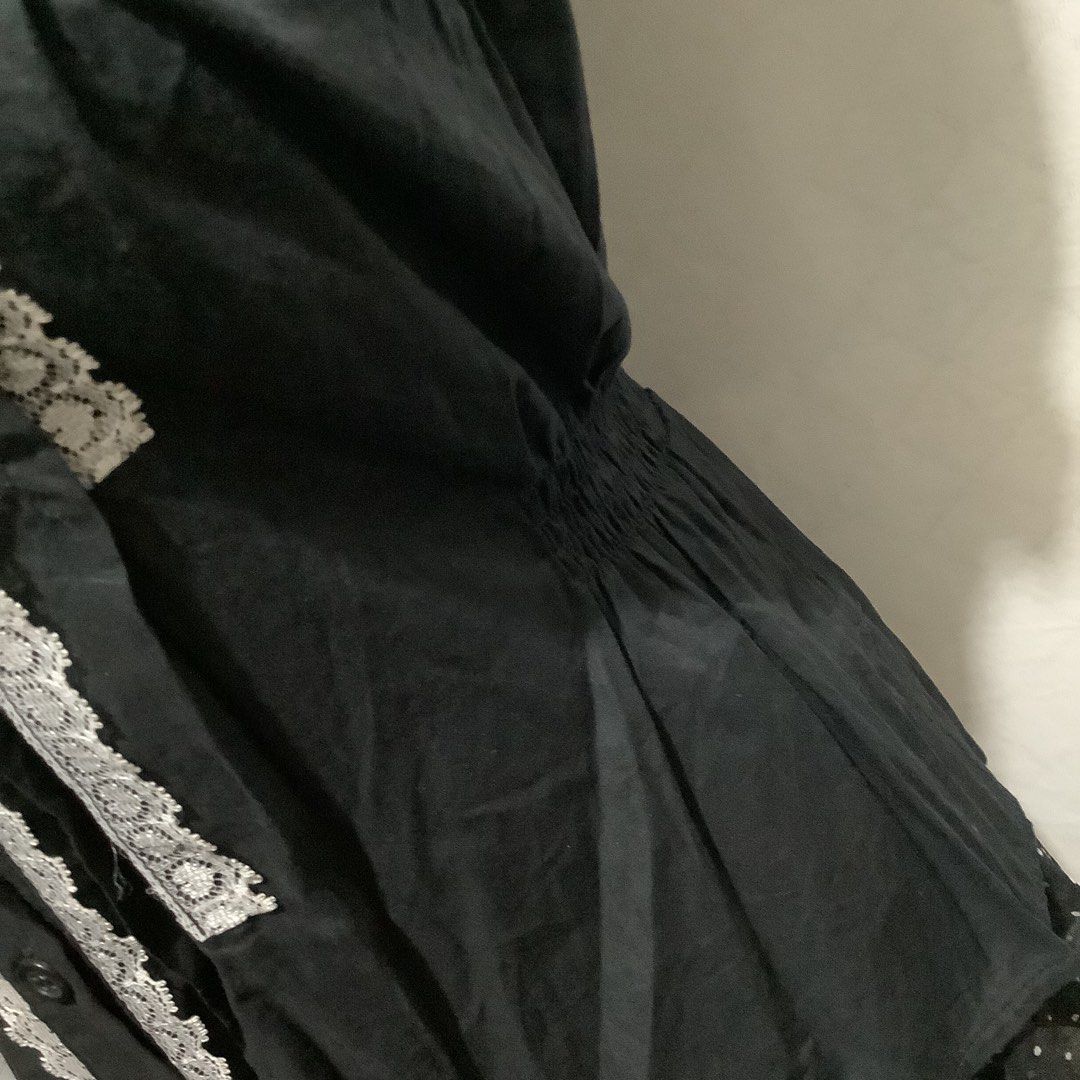 DIVIDED Black Lace Polo Blouse (Category: Blouses) located in Cavite. Submitted by kbyshe_catalog (Listing ID 1470081785, Image 3). Description: xs-medium with lace details garterized back branded by Divided.