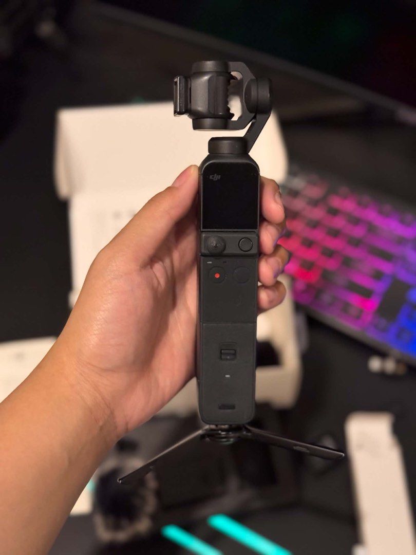 DJI Osmo Pocket 2 Creator Combo (Category: Everything Else Others) located in Manila. Submitted by mariella00016 (Listing ID 1469950704, Image 3). Description: Inclusions: - Cover - Micro Tripod - USB Splitter Charging Cable - Wide-Angle Lens - Smartphone Adapter (Lightning & USB-C) - Wireless Microphone w/ Windscreen - Micro SD Card 128GB *Missing: Wrist Strap RFS: Upgrade If Interested: Message Directly 📍Angeles City, Pampanga.