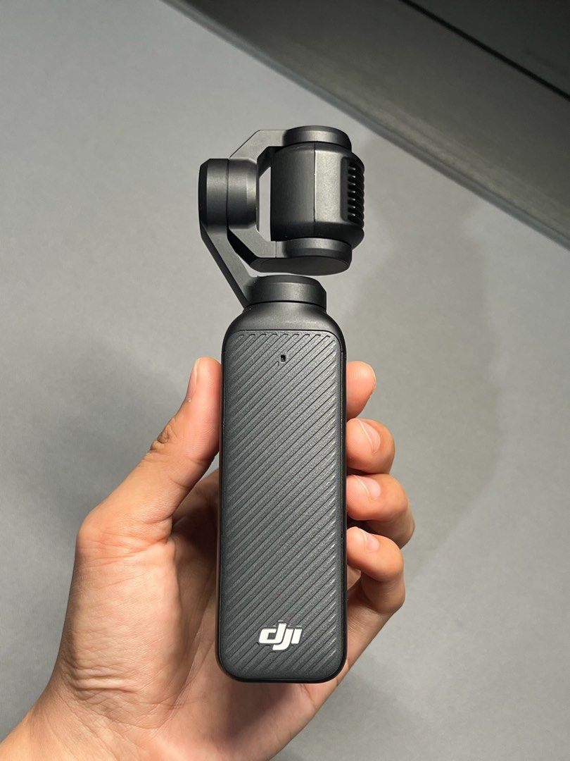 DJI Osmo Pocket 3 (1 Month Old) (Category: Video Cameras) located in Malabon City. Submitted by enricogomez (Listing ID 1470042781, Image 3). Description: DJI Osmo Pocket 3 (1 Month Old) • excellent condition • no issue • warranty til Sept. 2027 Inclusions • osmo pocket 3 • protective cover • manuals and stickers • box Preferably meetup only for safe transactions. Thanks! 📍Malabon Sports Complex (Oval).