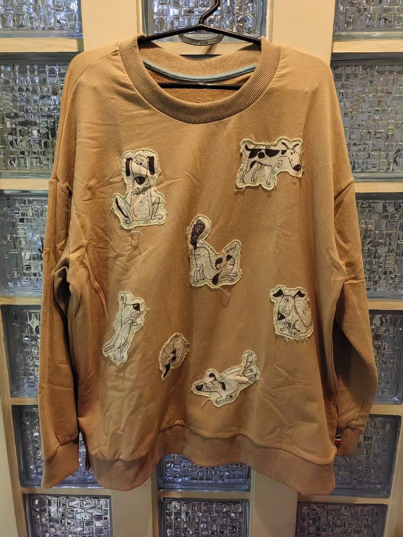 Dog patches Longsleeve (Category: Formal Shirts) located in Legazpi City. Submitted by livedolphin_68dee2 (Listing ID 1470064630, Image 1). Description: Dog patches Longsleeve. Persons Brand 20x28.