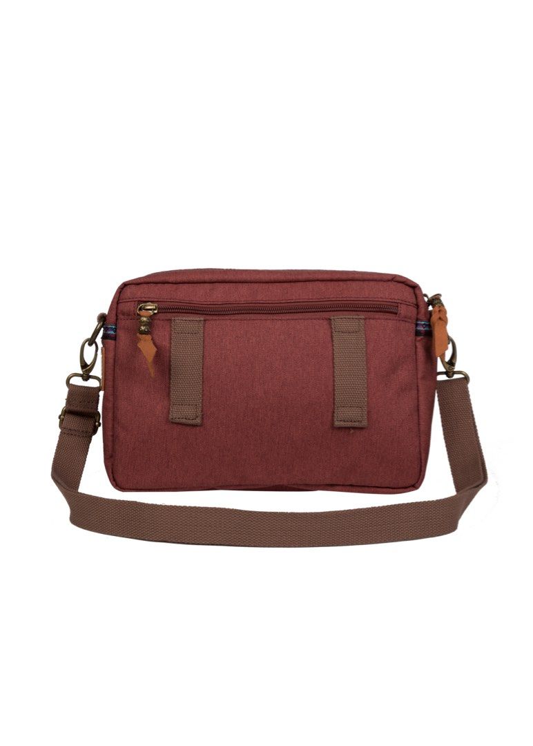 Doughnut Canyon Cross Body Bag (Category: Cross-body Bags) located in Manila. Submitted by maurisio (Listing ID 1470082144, Image 2). Description: .