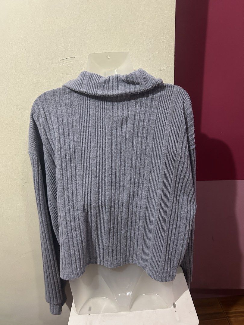 Dusty Blue Ribbed Collared Button-Down Cardigan Sweater (Category: Coats, Jackets and Outerwear) located in Marilao. Submitted by bamito (Listing ID 1470127094, Image 3). Description: - Color: Grey - Style: Cropped fit cardigan with pointed lapel collar - Closure: Button-down front - Details: Long sleeves and vertical knit texture on front and back .