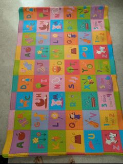 Dwingular Pro Playmat (Large Farm Animals Alphabet Reversible Playmat ...