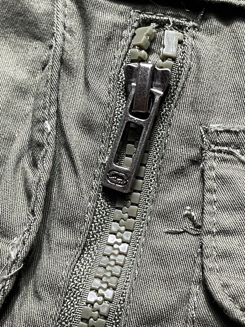 Ecko Unltd olive green utility cargo shorts (Category: Shorts) located in Quezon City. Submitted by renovare.196 (Listing ID 1470075973, Image 3). Description: Ecko Unltd olive green utility cargo shorts Excellent Condition Color Rate: 9.5/10 No Issue Measurements • Width: 34 • Length: 22 • Hem: 10.5 Price: 850 obo DM IF INTERESTED📥.