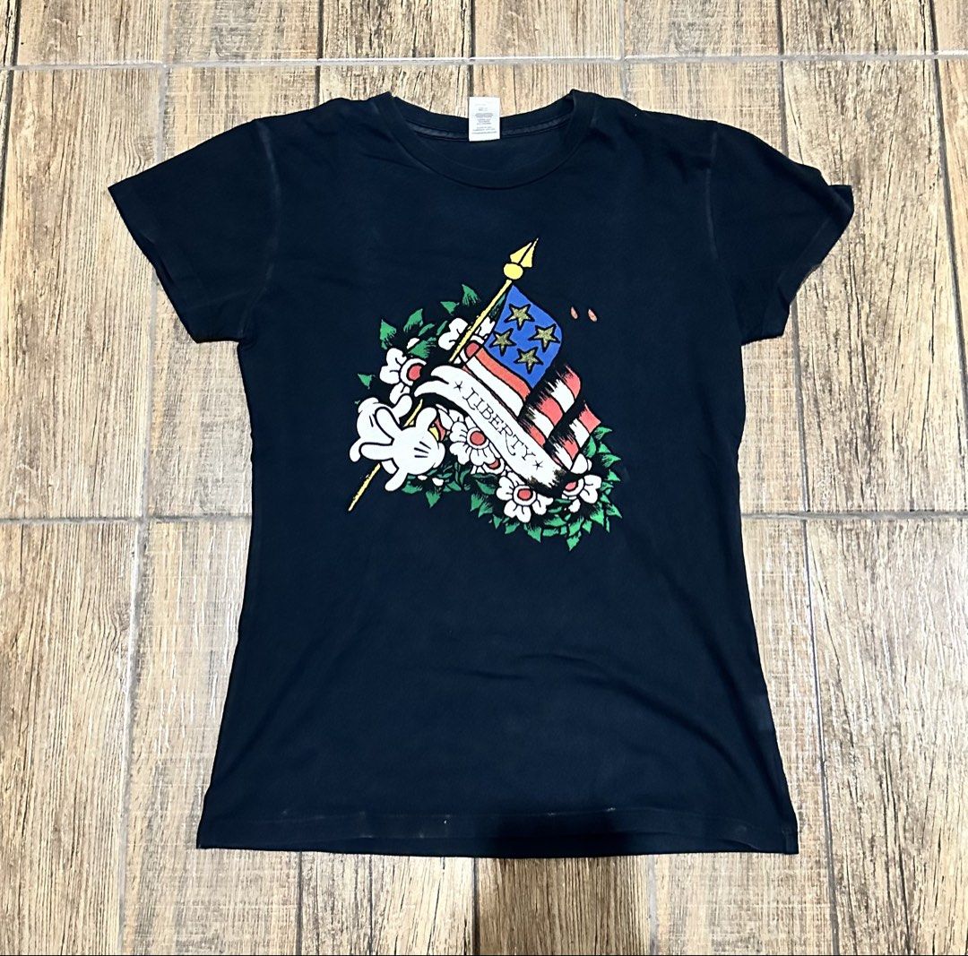 ED HARDY (Category: Blouses) located in Manila. Submitted by urban.vintage (Listing ID 1470075779, Image 2). Description: ISSUE: NONE ( NEED WASH ) MOP :GCASH ( NO COD ) SHIP VIA : LALAMOVE & J&T LOCATION : PASIG CITY LENGTH : 25 WIDTH : 17 .