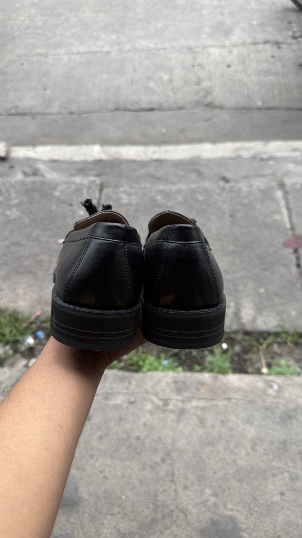 Elcanto loafers (Category: Dress Shoes) located in Koronadal. Submitted by johnapolen99551 (Listing ID 1470070267, Image 3). Description: In good condition Ship nationwide .