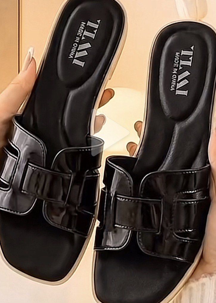 Elegant sandals size 36 til 40 available (Category: Flats & Sandals) located in Manila. Submitted by vintageaccessories (Listing ID 1470126246, Image 2). Description: .