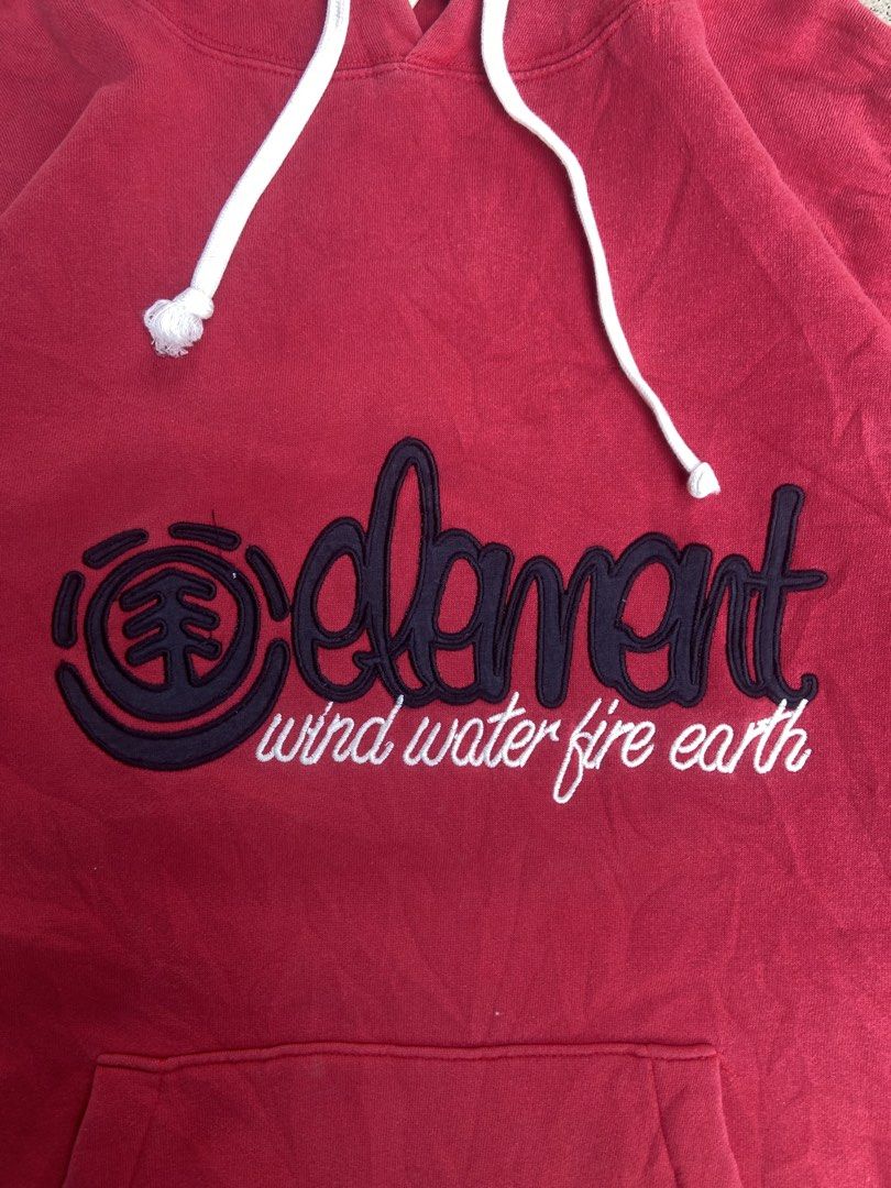 ELEMENT HOODIE (Category: Hoodies) located in El Salvador. Submitted by 00jiroo00 (Listing ID 1470093129, Image 2). Description: ELEMENT HOODIE Dimensions: W - 25 L - 28 Details: good condition must have signs of usage stains on back need wash Condition: 8.5/10 Color rate: 8.5/10 Swipe for more details… M: ₱200 📌 Before You Buy: 📃 Please read all item details carefully 📍 Payment-first policy applies ❌ No cancellations, returns, or exchanges ‼️