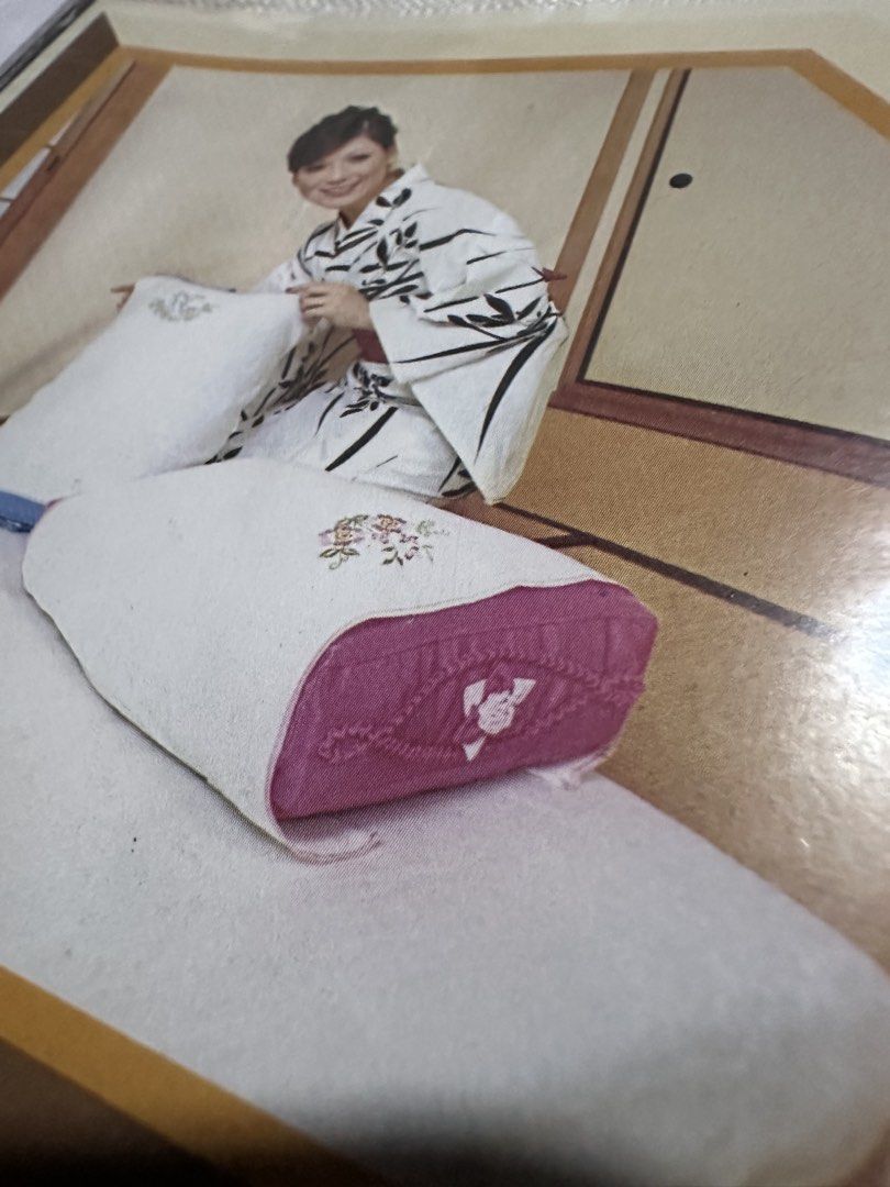 embroidered pillow covers (枕カバーセット - 2枚入り) 2pcs set (Category: Bedding & Towels) located in Davao. Submitted by favoritepreloved (Listing ID 1470126511, Image 2). Description: .
