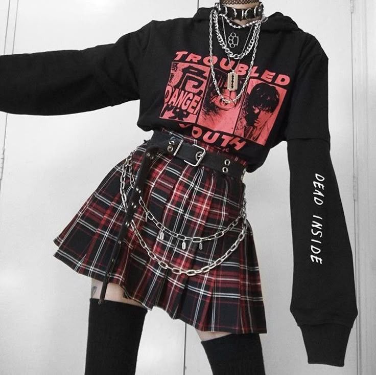 EMO/GRUNGE MINI SKIRT (Category: Skirts) located in Laoag. Submitted by soulleadthrift (Listing ID 1469976909, Image 1). Description: FOR SALE‼️‼️‼️🔥🔥🔥 BRAND: ELTON KIDD TYPE: PLEATED MINISKIRT DIMES:28 WAISTLINE 19 LENGTH CR:9.8/10 EXCELLENT CONDITION ISSUE: CRACK LEATHER IN BELT PART LOC: LAOAG CITY ILOCOS NORTE📌📌📌 350+SF DM LANG📩📩📩.