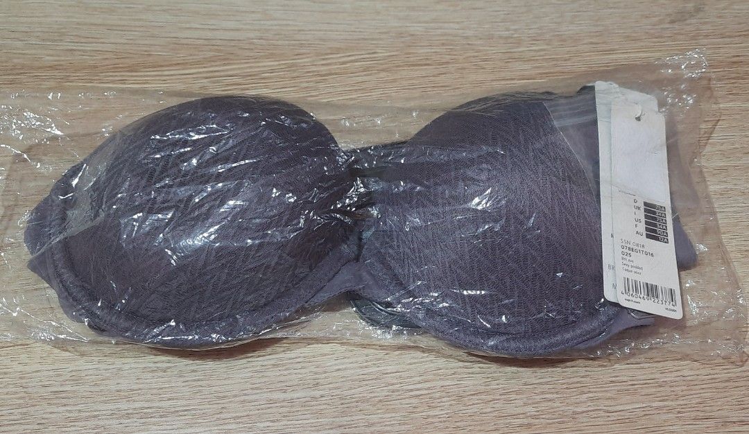 Esprit Grey Textured Underwire Bra (Category: Undergarments & Loungewear) located in Manila. Submitted by crejzshoppe (Listing ID 1470011775, Image 1). Description: > Size 34A as per tag but the band length seems like 32 Cup B. It's too tight for 34, You need to use an extender > Light padded - Brand: Esprit (Authentic bought in France) - Color: Grey with a subtle herringbone texture - Type: Underwire bra with adjustable straps and metal hardware