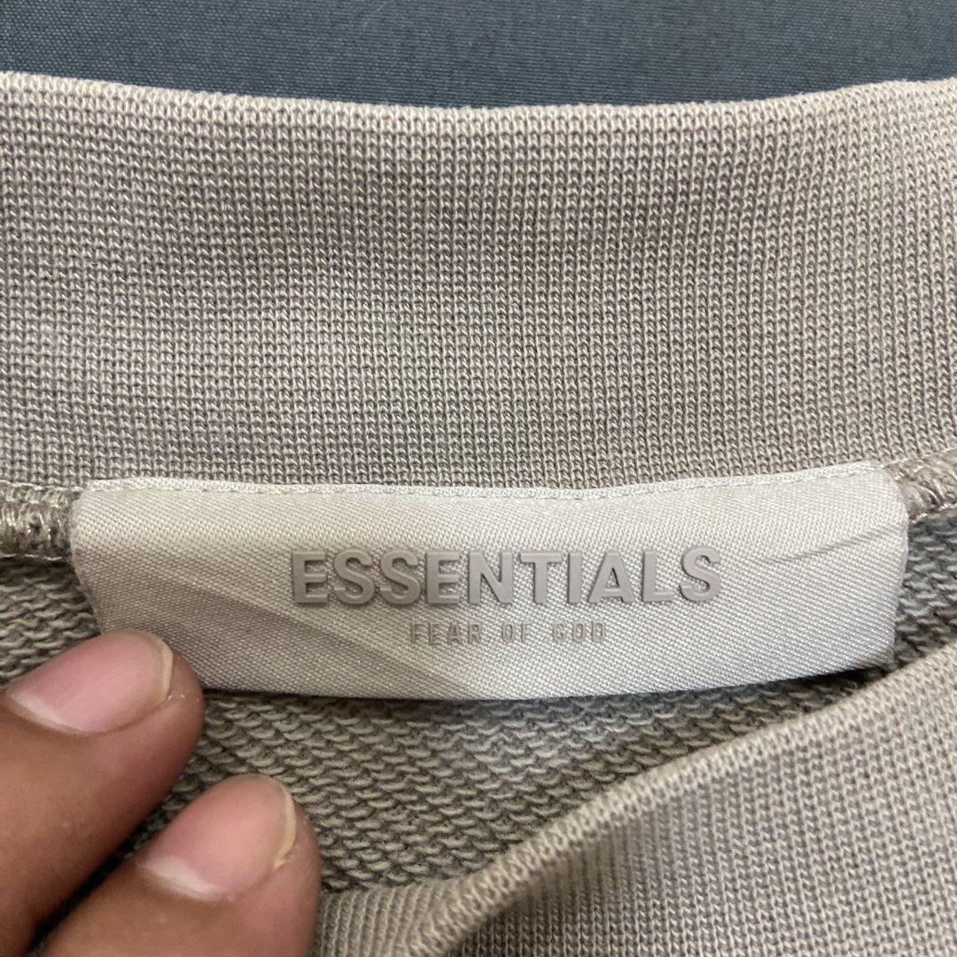 Essentials khaki tshirt (Category: Shirts) located in Manila. Submitted by ivan_carbungco (Listing ID 1469996103, Image 3). Description: ESSENTIALS CREW NECK PLAIN TSHIRT 24 by 30 GOOD CONDITION NEED WASH COMPLETE TAGS 800 CLAIM.