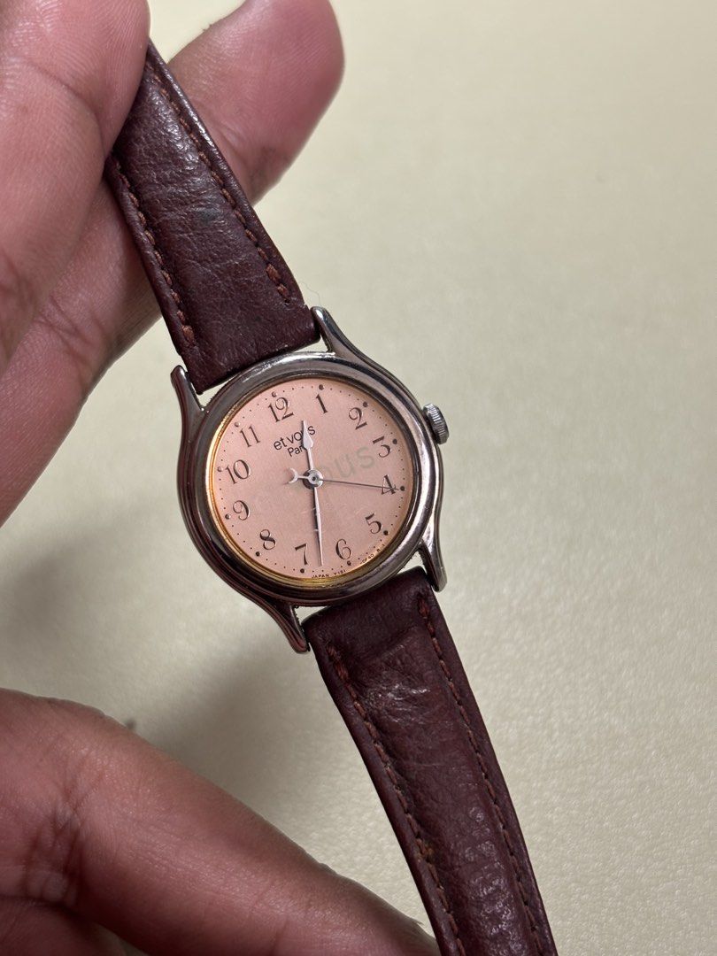 Etvous Paris (Category: Women's Watches) located in Bacolod City. Submitted by archives_by_k (Listing ID 1470000061, Image 1). Description: Authentic Y151-0E30 27mm crown included 14mm lug width Working Quartz.