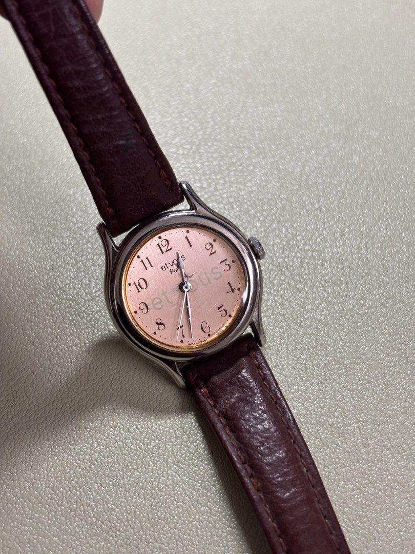 Etvous Paris (Category: Women's Watches) located in Bacolod City. Submitted by archives_by_k (Listing ID 1470000061, Image 2). Description: Authentic Y151-0E30 27mm crown included 14mm lug width Working Quartz.