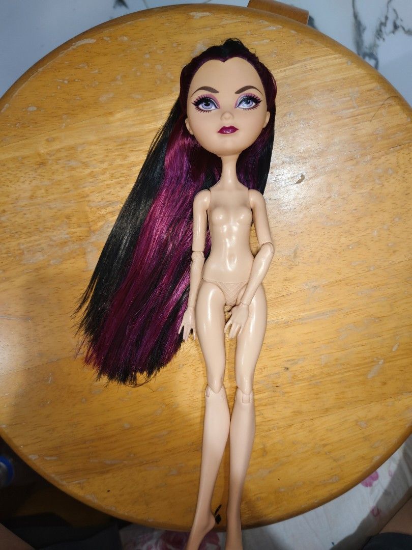 Ever after high dolls (Category: Kids Toys) located in Bulacan. Submitted by for_ever_after (Listing ID 1470002649, Image 3). Description: 1500 each.