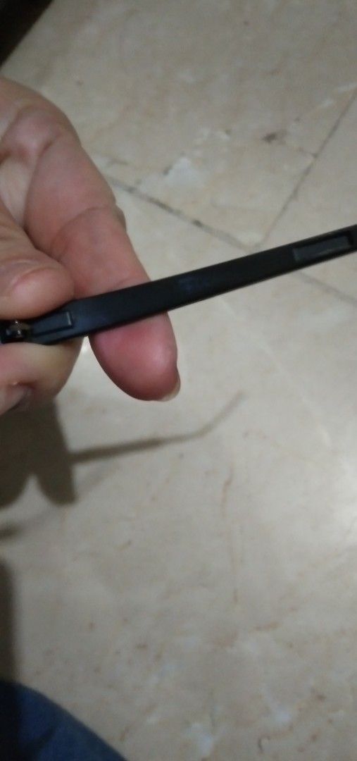 Swissflex eyeglasses some flaw (Category: Sunglasses & Eyewear) located in Quezon City. Submitted by eidorableshop (Listing ID 1470123848, Image 2). Description: .