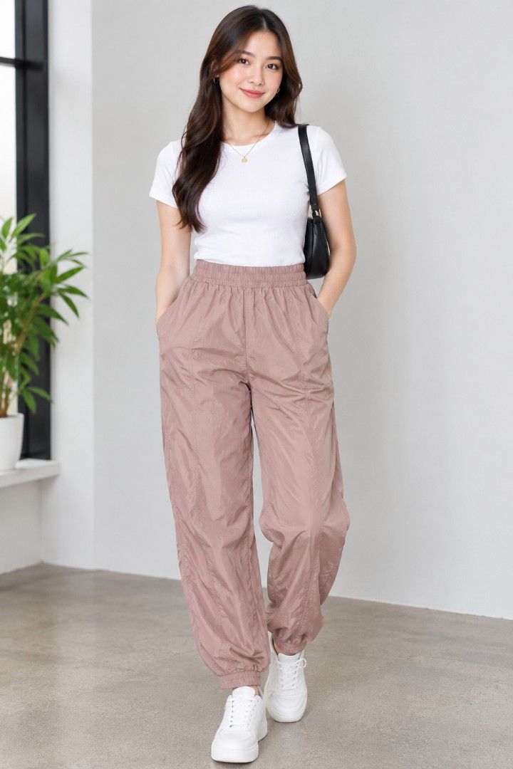F21 CARGO PANTS WOMEN 28-36 (Category: Other Bottoms) located in Quezon City. Submitted by ahyaladyblue (Listing ID 1469252577, Image 1). Description: .