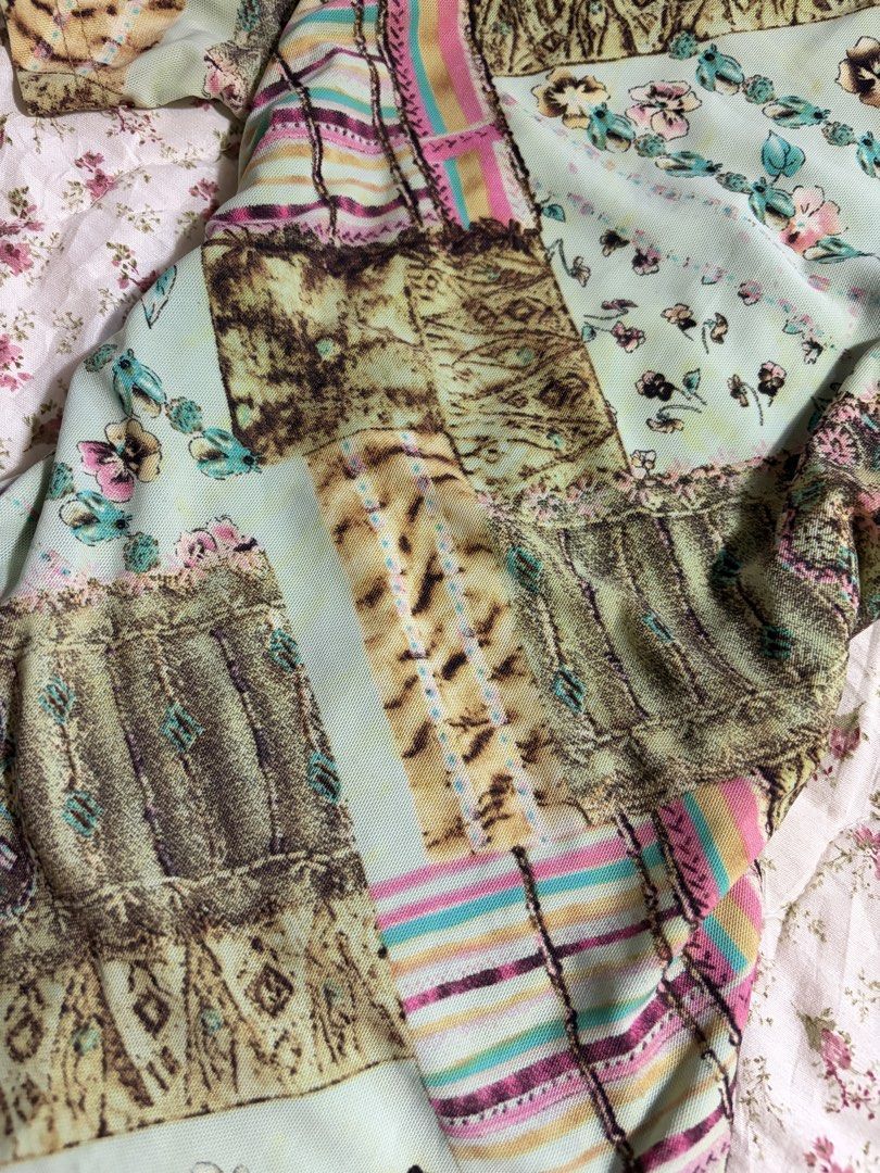 Fairy Whimsical Vintage Top (Category: Blouses) located in Muntinlupa City. Submitted by herellas0504 (Listing ID 1470059072, Image 2). Description: Mine: 450 Lock: 600 NO ISSUE SMALL-MED.