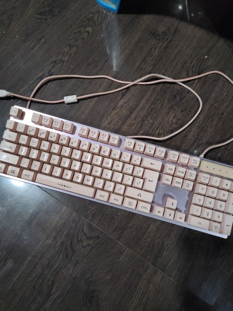 Fantech Keyboard K613L Fighter II Sakura (Category: Computer Keyboard) located in Manila. Submitted by strawb.milkis (Listing ID 1470075659, Image 1). Description: Fantech K613L Fighter II Pink Sakura Edition Gaming Keyboard issue: yellowing parts of internal components and may mga alikabok yung loob kasi natambak na sya. yung surface lang nalinis ko since wala akong tools para malinis yung loob. rest assured that all keys are working. gumagana r