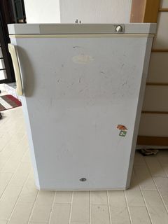 FREE // Farfalla FUF-GA80 Upright Freezer 71L, TV & Home Appliances ...