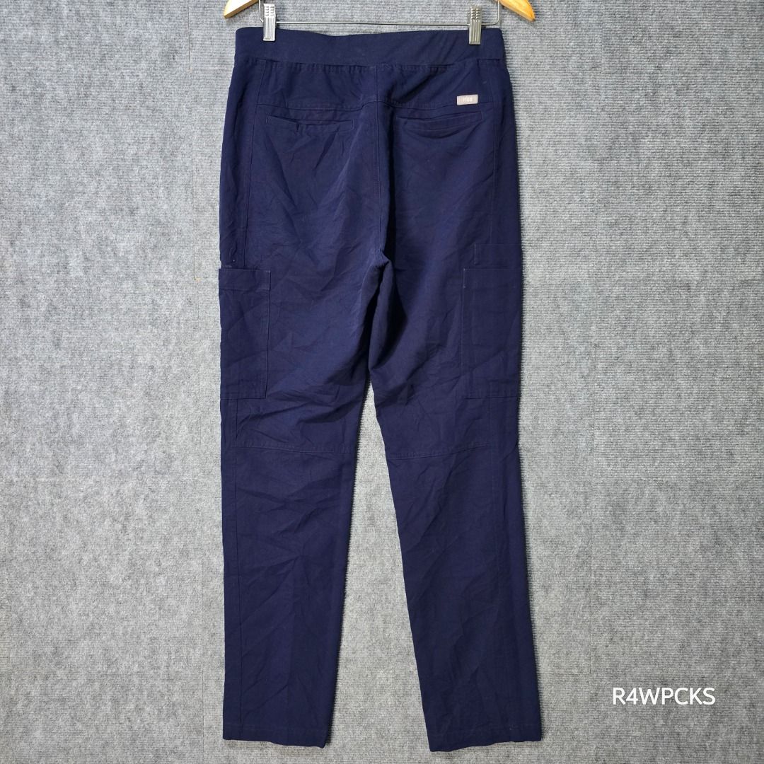FIGS AXIM STRAIGHT LEG SCRUB PANTS (Category: Trousers) located in San Mateo. Submitted by r4wpcks (Listing ID 1470088400, Image 3). Description: Size on Tag: Small Best Fit: 31 - 33 inches Waist: 30 - 33 inches Length: 41 inches Leg Hole / Hem: 7 inches Condition: 8.5/10 Color Rate: 9/10 Issue: Minimal signs of use see last image COLOR MAY VARY DUE TO LIGHTING Location: San Mateo Rizal, near Marikina J&T/Lalamove courier, shipping fee should be 